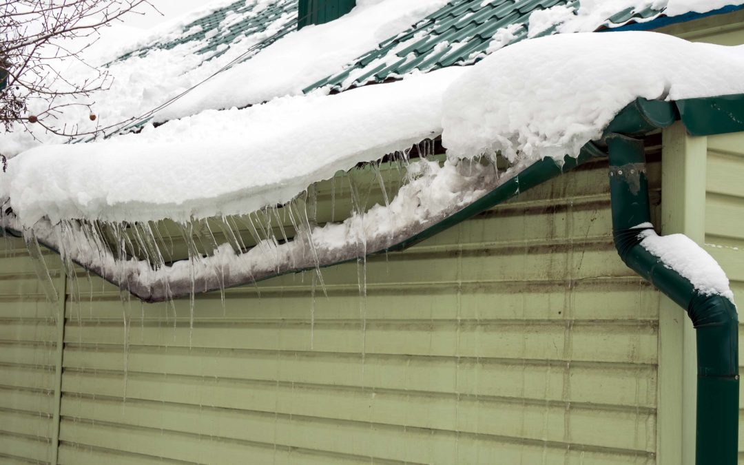 Prevent Icicles and Ice Dams on Your Roof – Free Design Guide Available